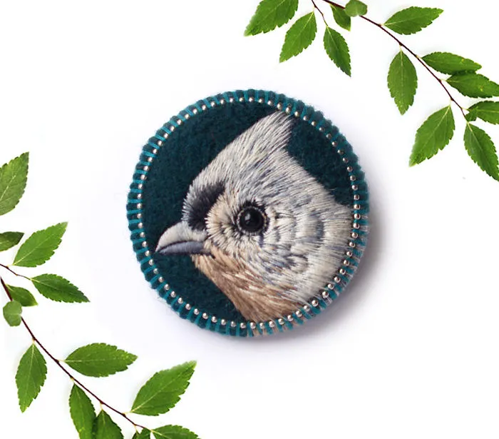 Incredibly Detailed Embroidered Bird Brooches By Paulina Bartnik