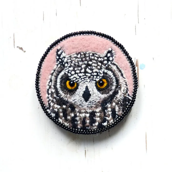 Incredibly Detailed Embroidered Bird Brooches By Paulina Bartnik