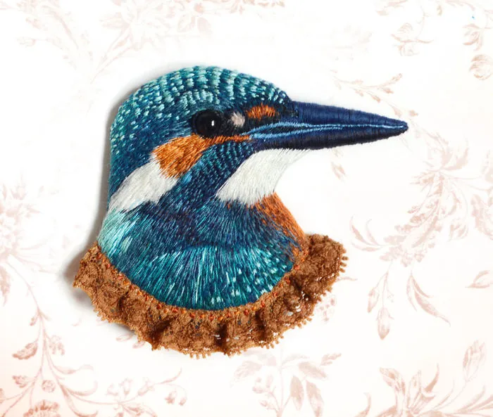 Incredibly Detailed Embroidered Bird Brooches By Paulina Bartnik