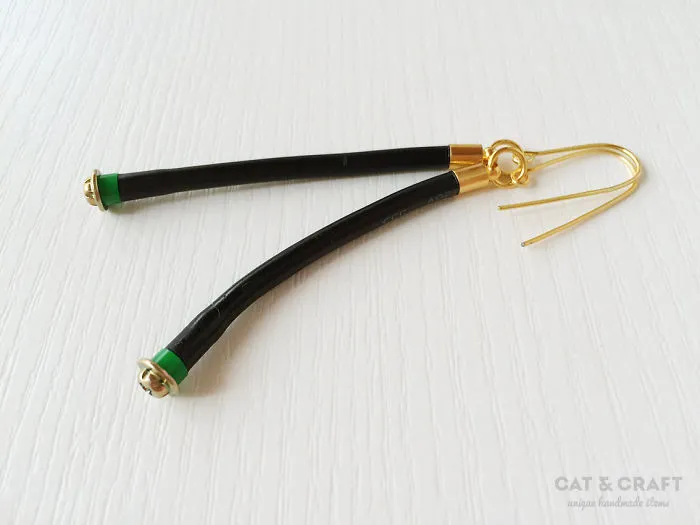I Turn Old Electronic Devices Into Geeky Jewelry