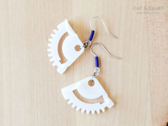 I Turn Old Electronic Devices Into Geeky Jewelry