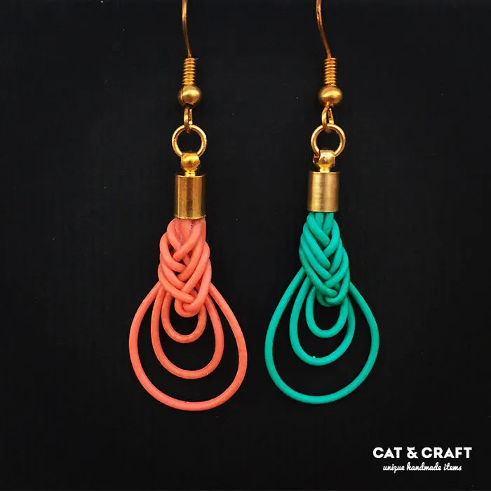 I Turn Old Electronic Devices Into Geeky Jewelry