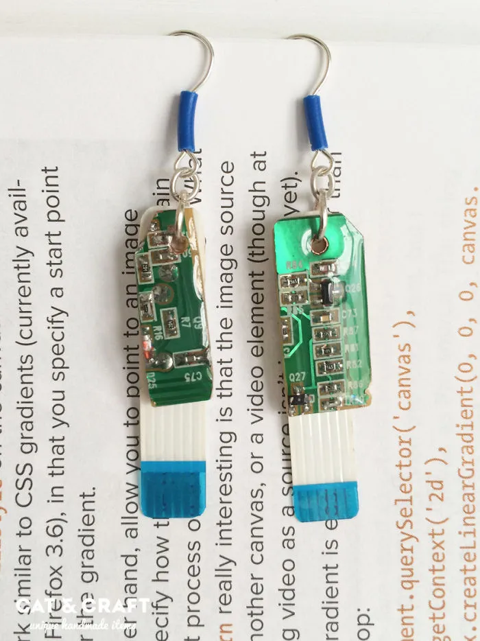 I Turn Old Electronic Devices Into Geeky Jewelry