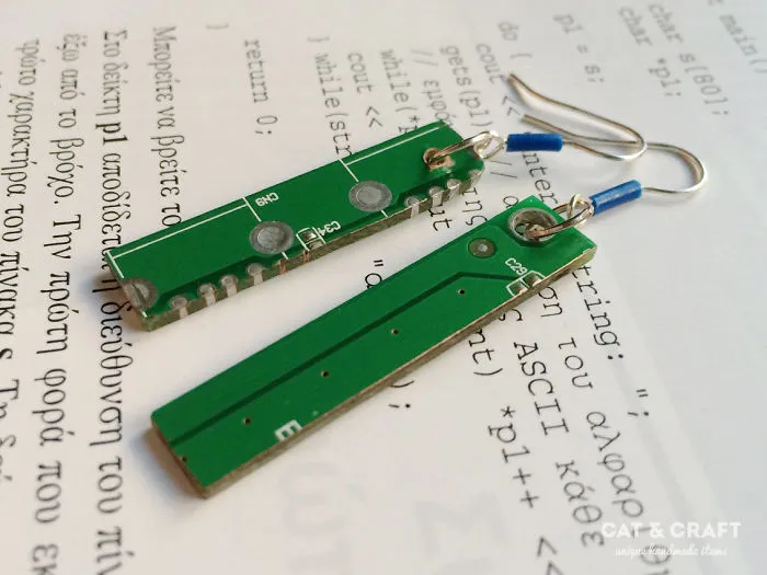 I Turn Old Electronic Devices Into Geeky Jewelry