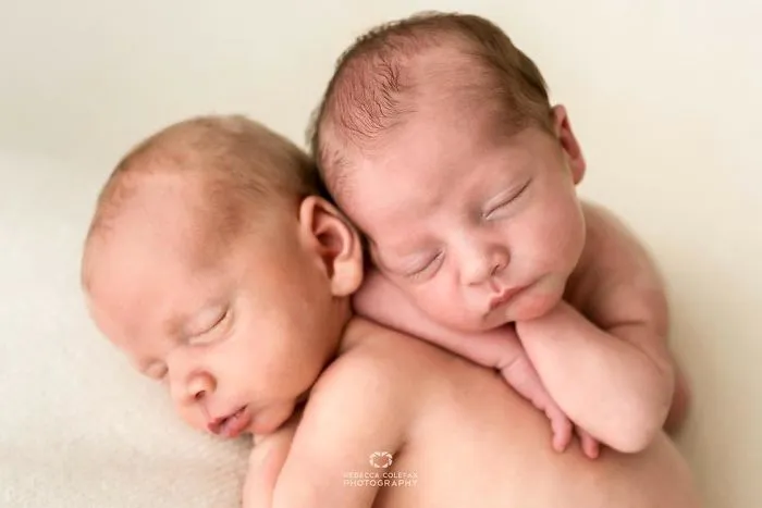 Esta fotógrafa hace fotos a los bebés de forma nunca vista