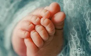 Photographer Takes Pictures Of Babies As Never Seen Before