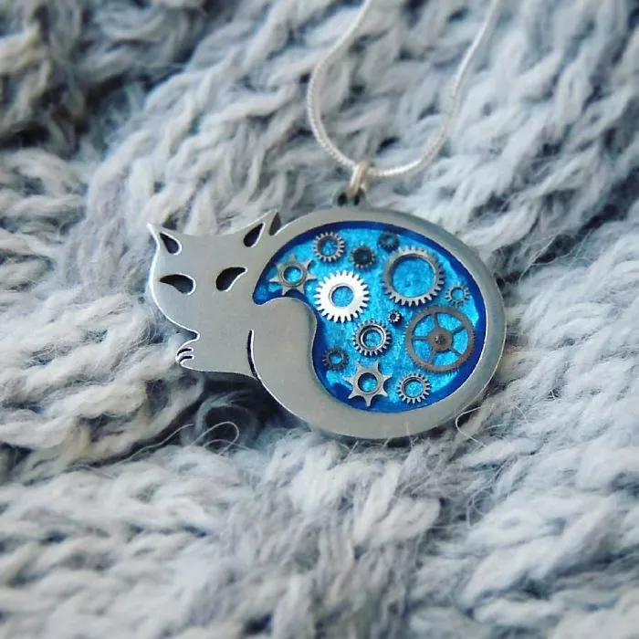 This Ukrainian Artist Creates Animal-Inspired Steampunk Jewelry