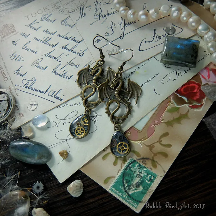 This Ukrainian Artist Creates Animal-Inspired Steampunk Jewelry