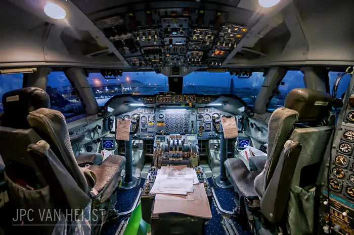 Este piloto de 747 saca increíbles fotos desde la cabina, demostrando que los pilotos tienen las oficinas con mejores vistas del mundo