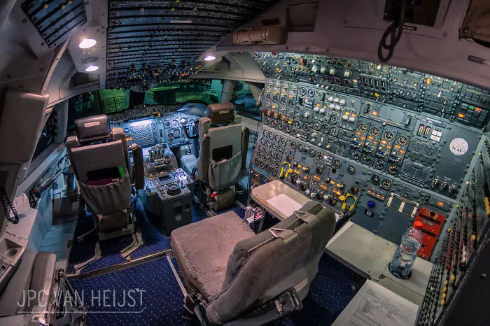 Este piloto de 747 saca increíbles fotos desde la cabina, demostrando que los pilotos tienen las oficinas con mejores vistas del mundo