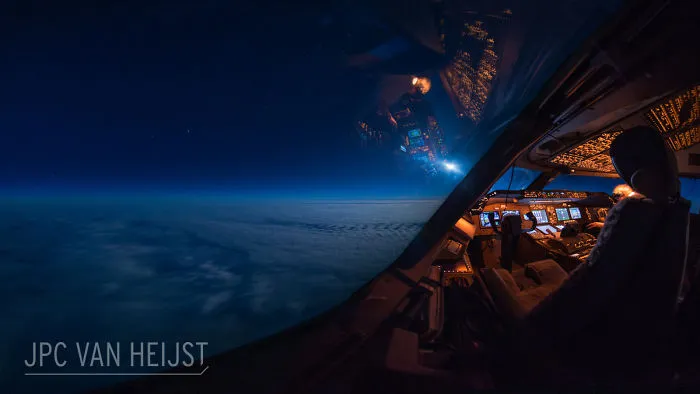 Este piloto de 747 saca increíbles fotos desde la cabina, demostrando que los pilotos tienen las oficinas con mejores vistas del mundo