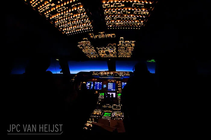 Este piloto de 747 saca increíbles fotos desde la cabina, demostrando que los pilotos tienen las oficinas con mejores vistas del mundo
