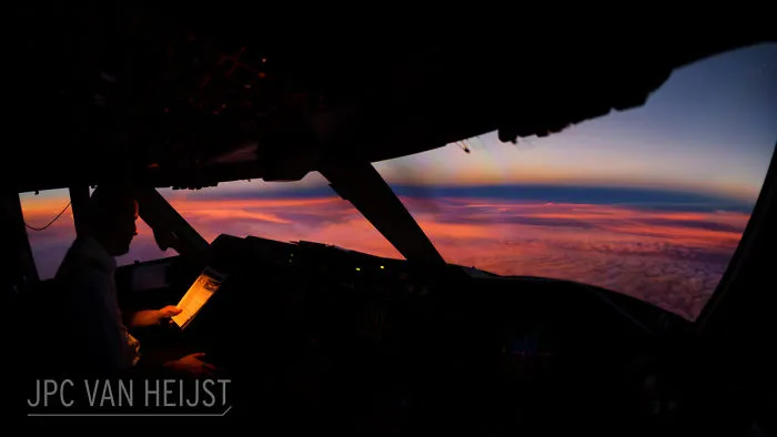 Este piloto de 747 saca increíbles fotos desde la cabina, demostrando que los pilotos tienen las oficinas con mejores vistas del mundo