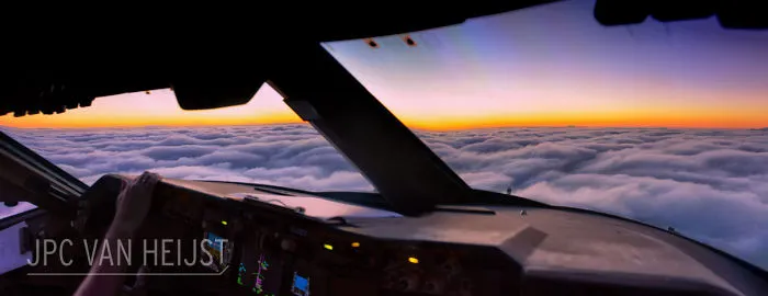 Este piloto de 747 saca increíbles fotos desde la cabina, demostrando que los pilotos tienen las oficinas con mejores vistas del mundo
