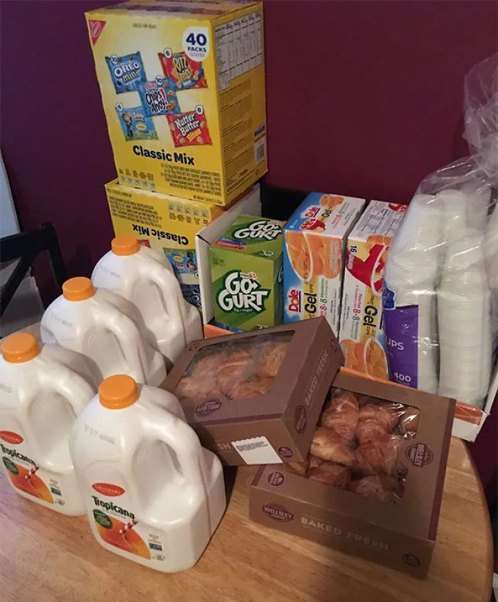 Cuando eres profesora pero también madre y te quieres asegurar de que tus alumnos estén bien alimentados antes de un exámen importante