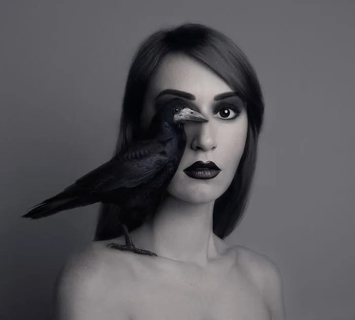 I Become One With Animals By Replacing My Eye With Theirs