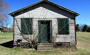 The Strange, Derelict Beauty Of The Abandoned Home.