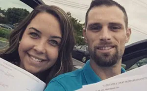 Ex-Couples Are Posting 'Divorce Selfies' And These 51 Pics Will Prove Why They’re Awesome