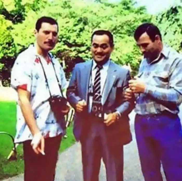 10+ Raras fotos de Freddie Mercury y su novio en los 80 que muestran su lado menos visto