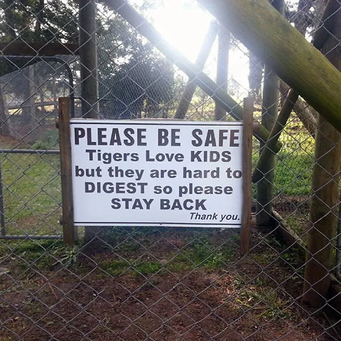 43 Funny Zoo Signs Which Probably Have Some Incredible Stories Behind Them