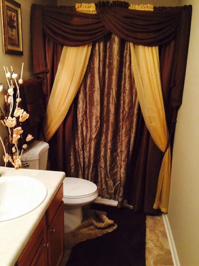 My Mom Is So Dang Dramatic. I Don't Even Know How To Get In The Tub