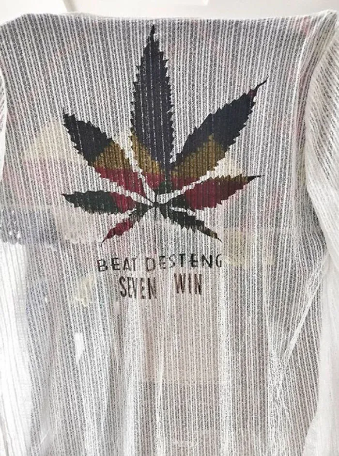 So, My Mom Went For Shopping In Goa And Was Fascinated By The Maple Leaf Made On A Shrug. Happy Much, She Instantly Bought It. My Little Innocent Bundle Of Joy, Come Let Me Hug You Till Eternity, Mommy