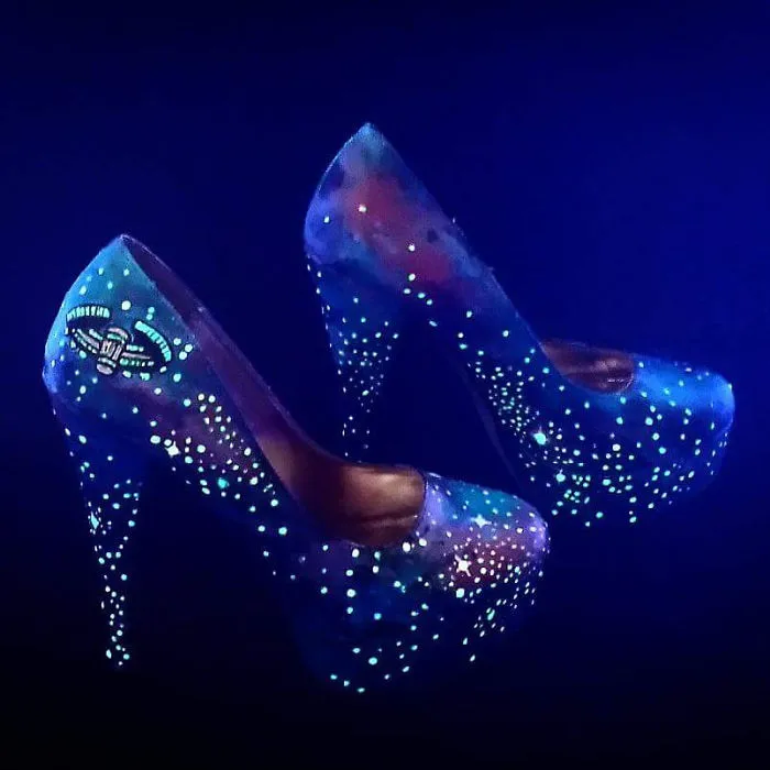 I Turn Ordinary Shoes & Accessories Into Works Of Art!