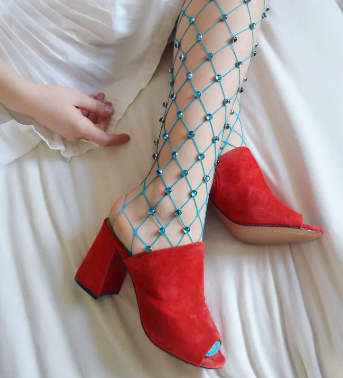 Estas medias de red adornadas te harán sentir como una sirena atrapada