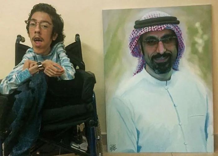 Artist Proves That Disability Is Not A Limit By Creating These Realistic Paintings