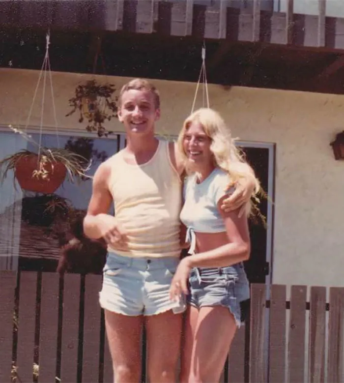 1970s Pics Of Men's Shorts Show A Forgotten Fashion Trend That Made Men Cool