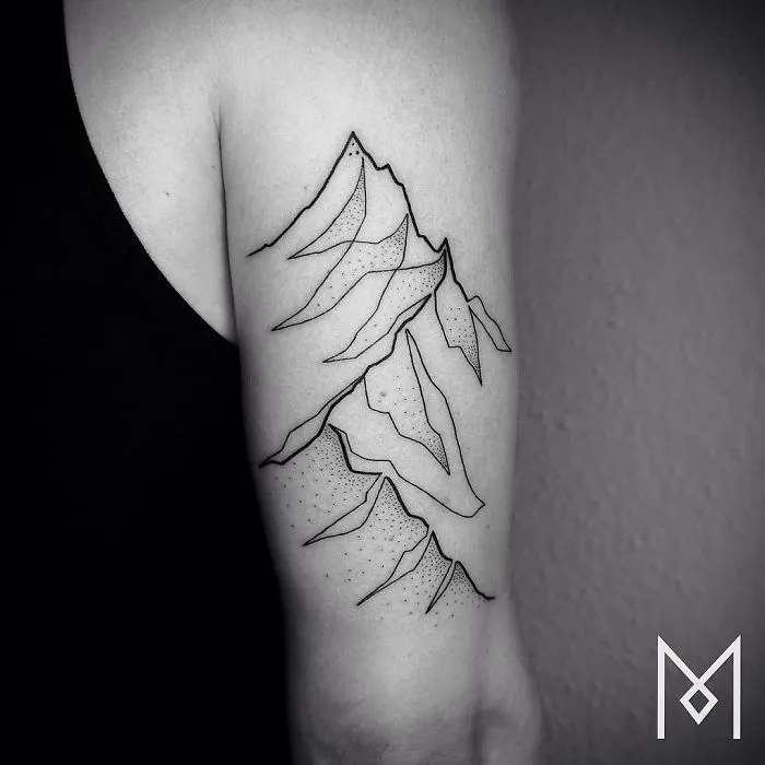 10+ Tatuajes hechos con una sola línea continua, por el tatuador Mo Ganji