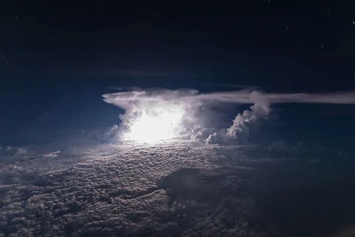 Tormenta sobre la Amazonia colombiana