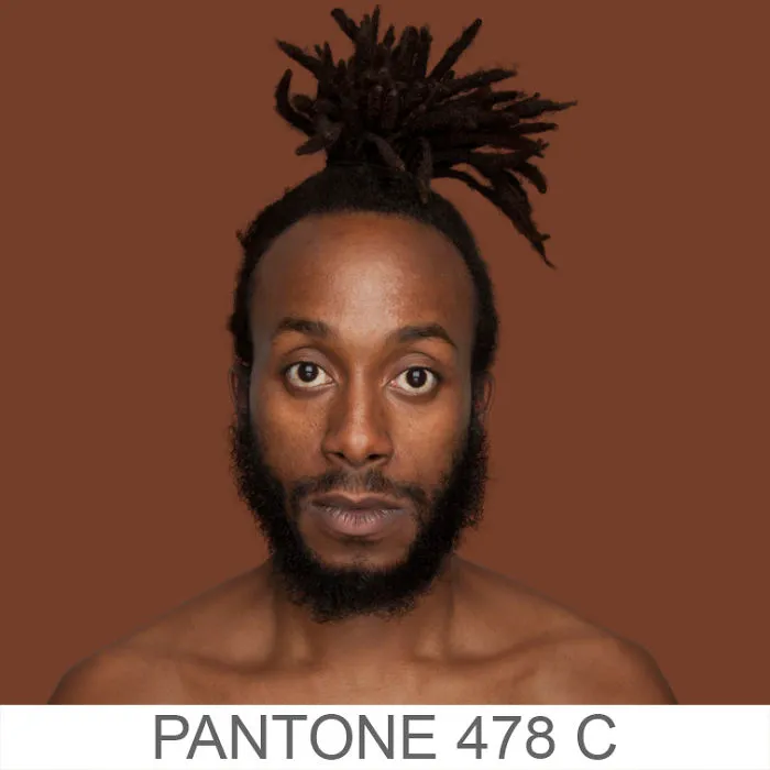 Esta fotógrafa intenta retratar cada tono de piel para un proyecto Pantone humano