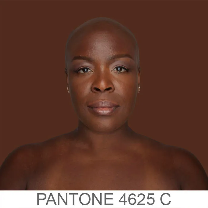 Esta fotógrafa intenta retratar cada tono de piel para un proyecto Pantone humano