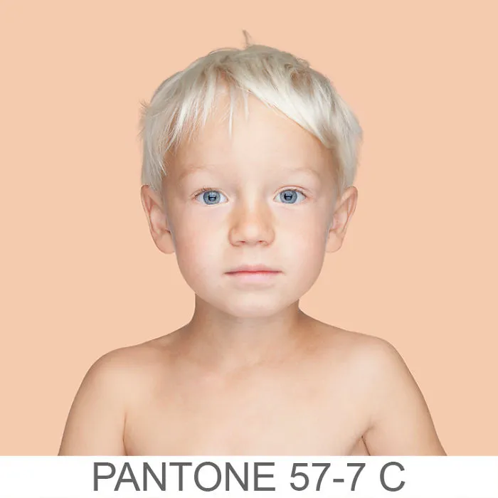 Esta fotógrafa intenta retratar cada tono de piel para un proyecto Pantone humano
