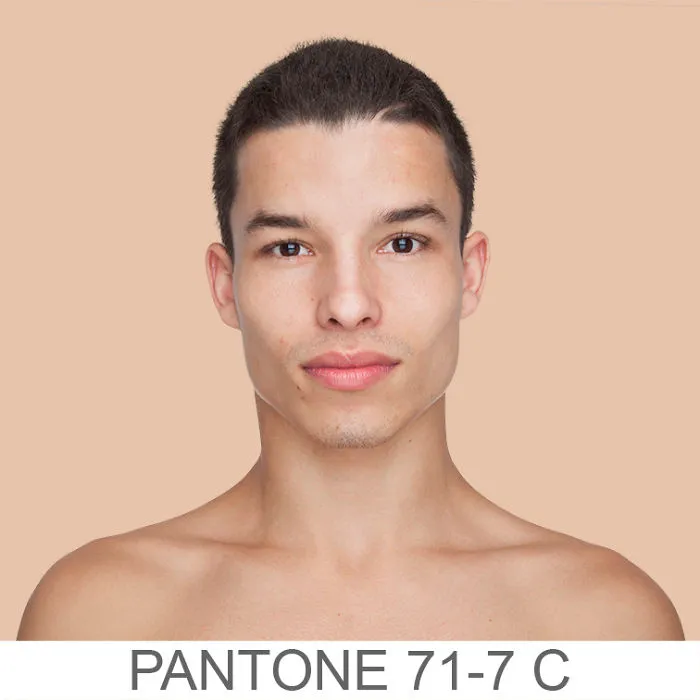 Esta fotógrafa intenta retratar cada tono de piel para un proyecto Pantone humano