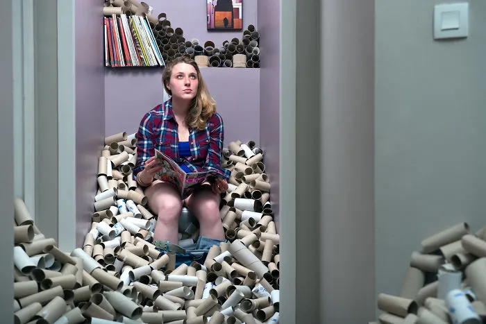 After 4 Years Of Not Throwing Away His Trash This Photographer Created A Powerful Photo Series