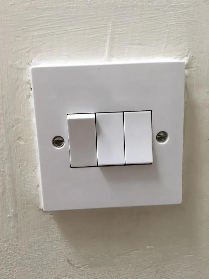 All Three Of These Lights Are Off