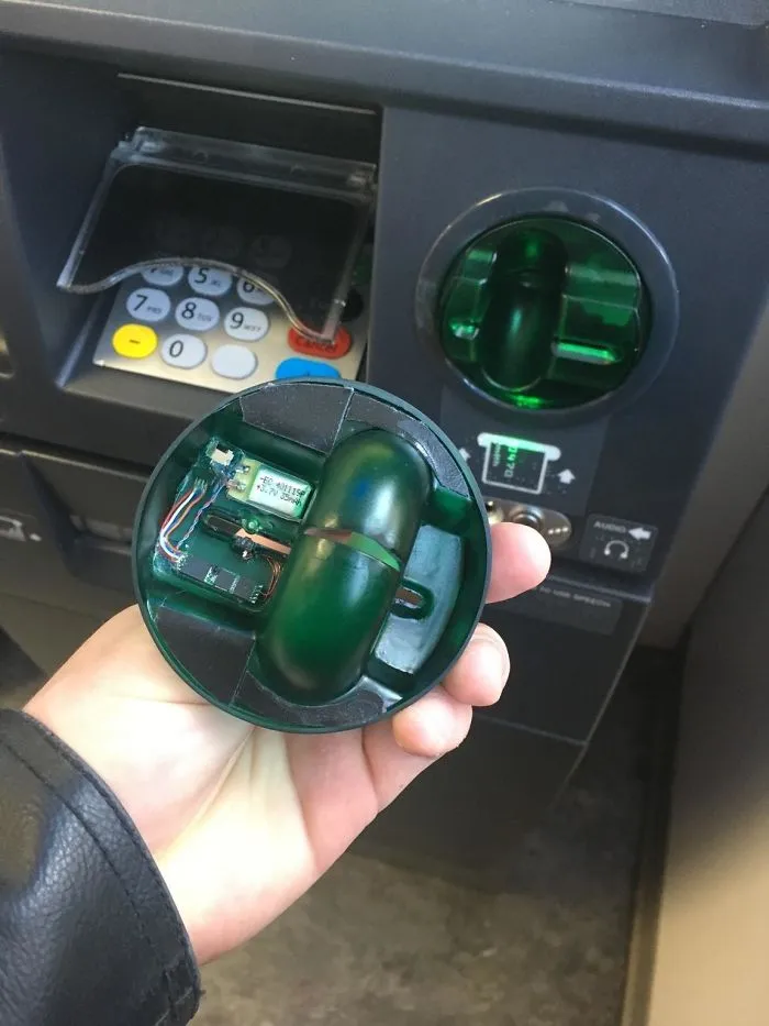 Always Wiggle The Card Reader