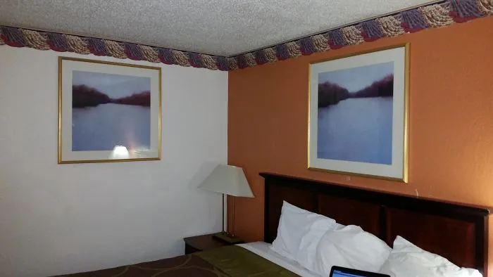 En este hotel les gusta tanto este cuadro que tenemos 2