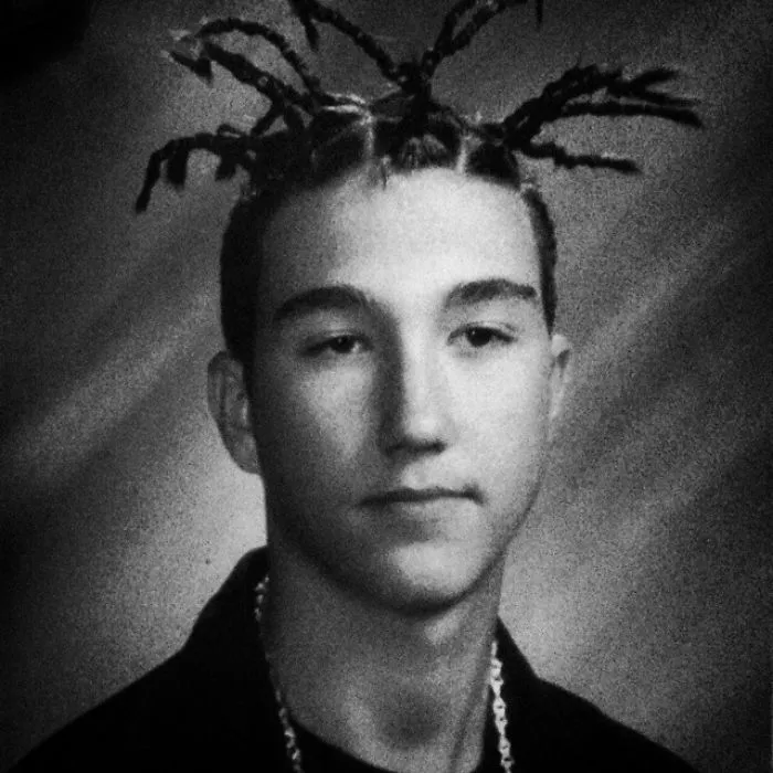 When My Daughter Asks Why She Can't Wear Things She Thinks Are "Cool", I Show Her This Photo From My Freshmen Year In Highschool