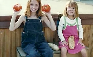 People Are Posting Their Most Embarrassing Childhood Photos, And It's Impossible Not To Laugh