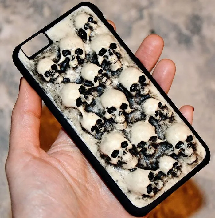 25 Frightening Leather Watches, Iphone Covers And Other Handmade Accessories You’ll Be Marveled With