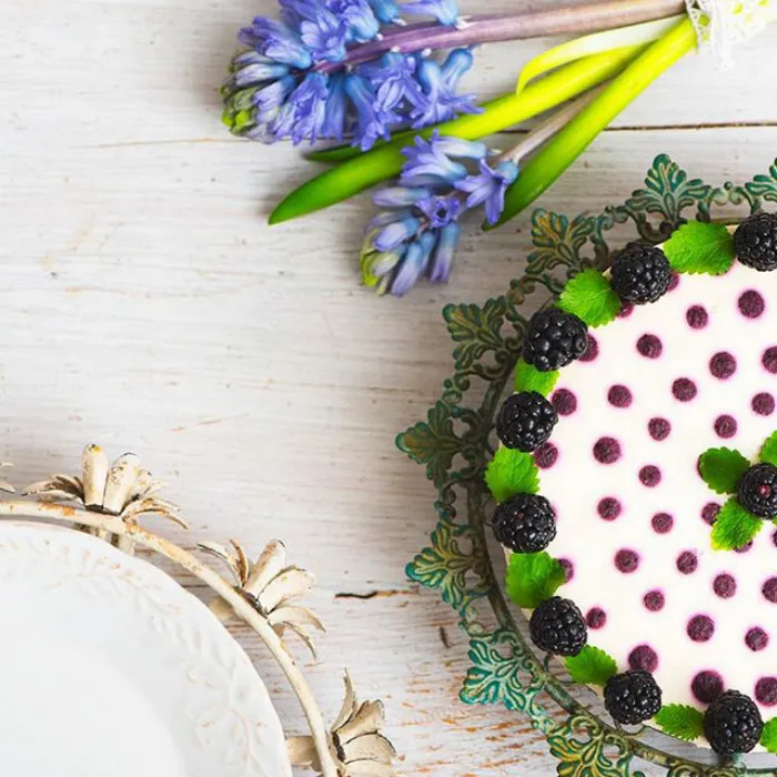 This German Confectioner Makes The Most Beautiful Raw Vegan Cakes Ever