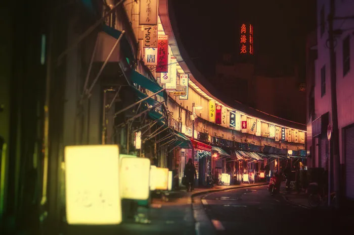 Magical Night Photos Of Tokyo’s Streets By Masashi Wakui Look Straight Out Of Miyazaki Films (New Photos)