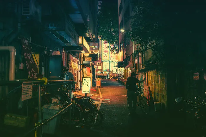 Magical Night Photos Of Tokyo’s Streets By Masashi Wakui Look Straight Out Of Miyazaki Films (New Photos)