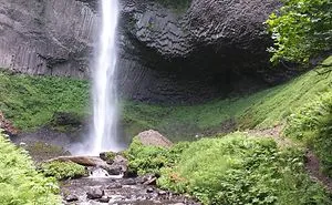Views Of The Gorgeous Columbia River Gorge