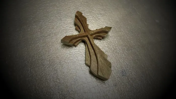 7 Amazing Wood Crosses