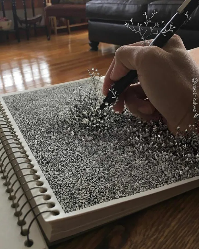Este artista camboyano lleva el hacer dibujitos a otro nivel