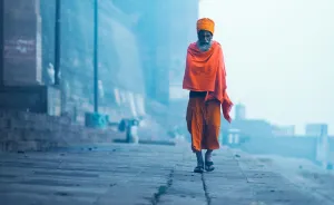 I Traveled To World's One Of The Oldest City To Photograph Its People And Spiritual Atmosphere